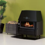 Kamin Alfa Plam Rustik E 34 – kamin na čvrsto gorivo sa kotlom za etažno grejanje, rustični dizajn, snaga 14 kW